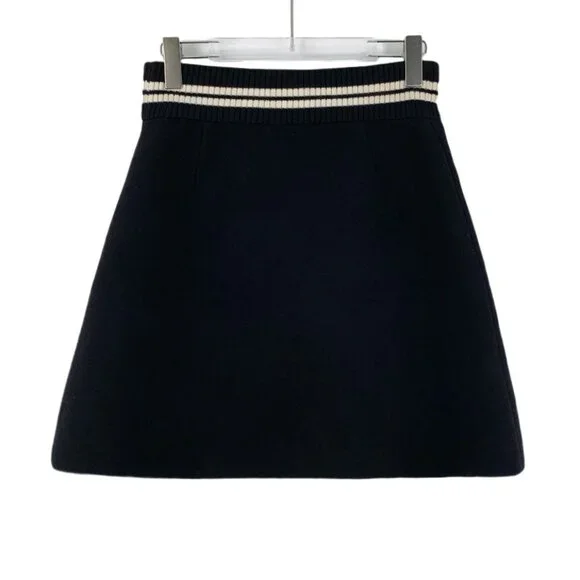 FW0246 MiuMiu Black wool single-breasted knitted skirt 40 M size
